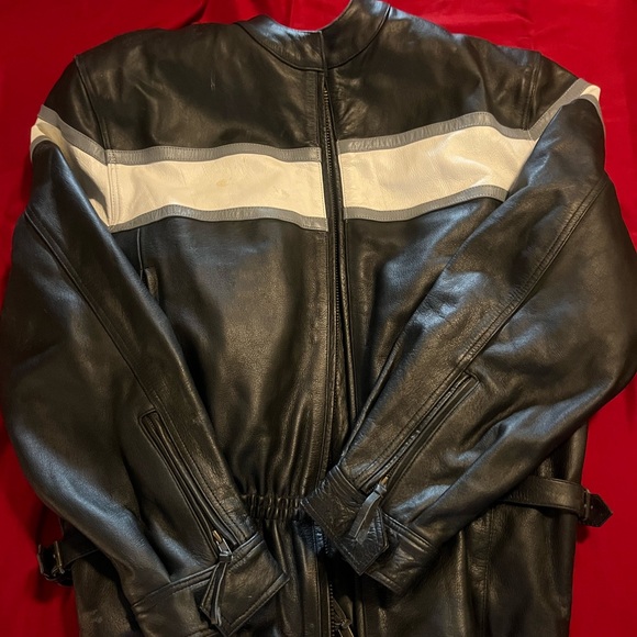 Jamin Leather women’s motorcycle jacket with winter liner - Picture 5 of 5